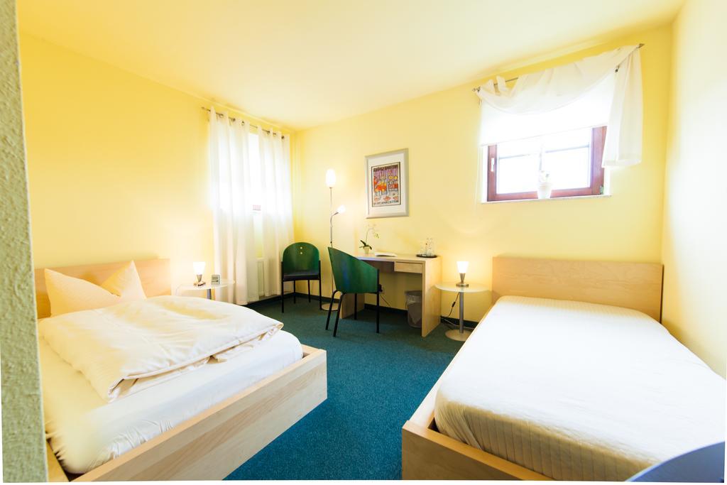 Garni-Hotel An Der Weide Berlin Extérieur photo