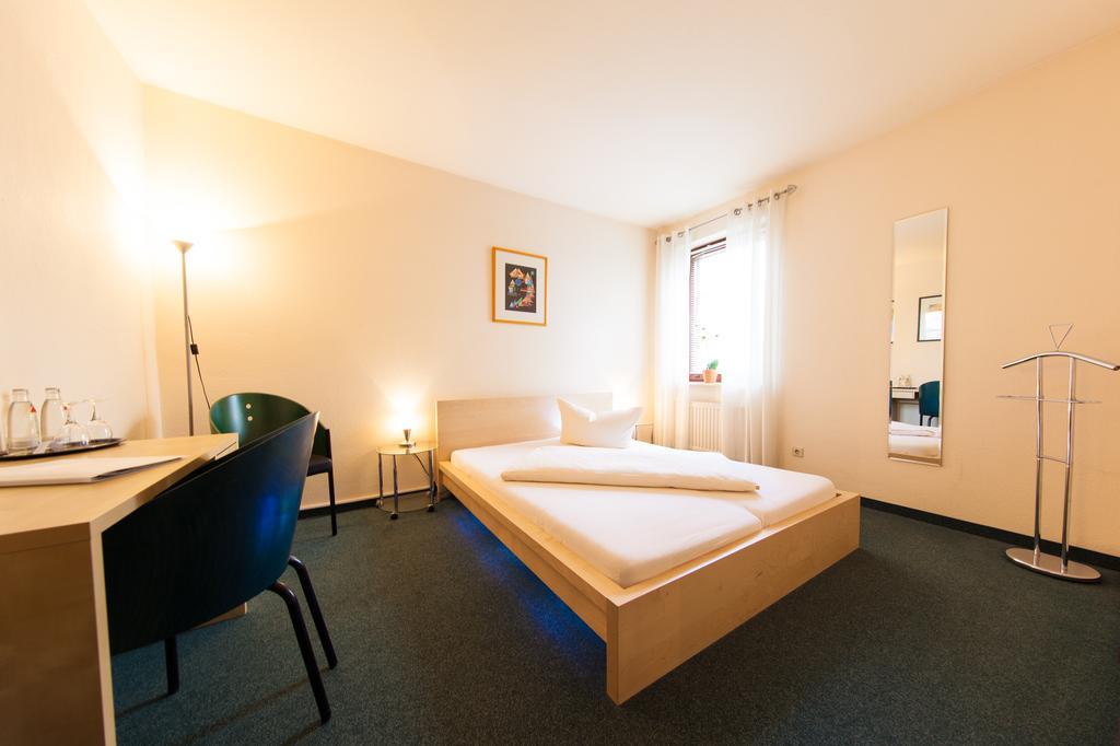 Garni-Hotel An Der Weide Berlin Extérieur photo