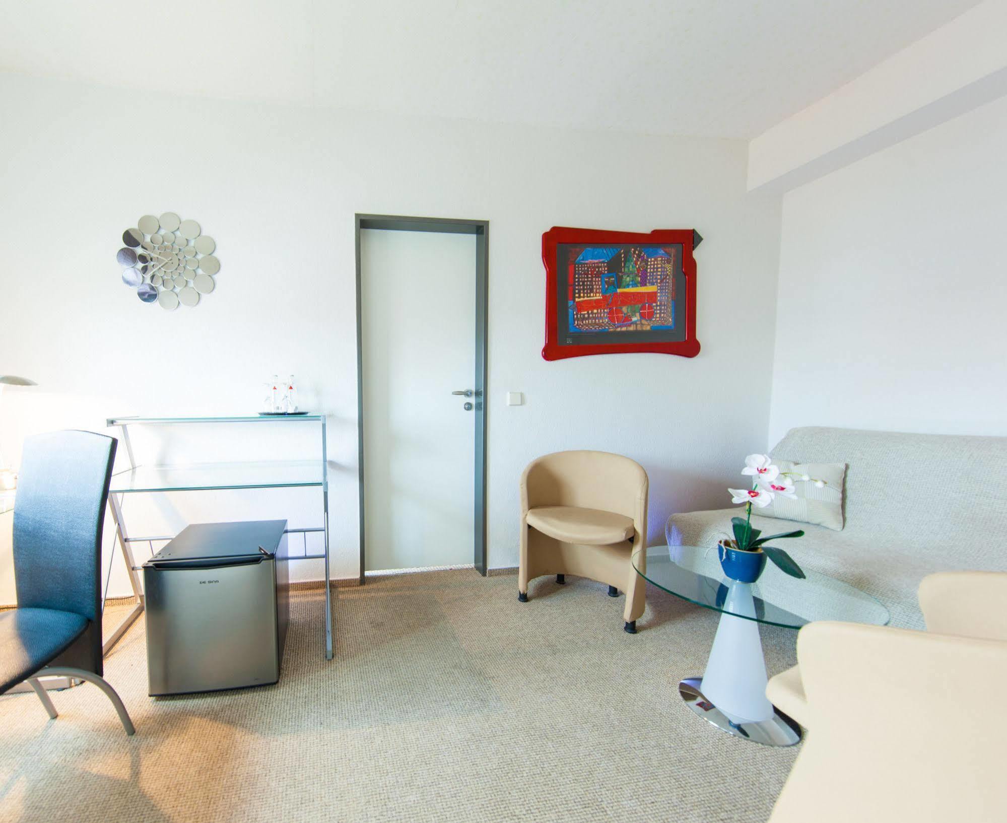 Garni-Hotel An Der Weide Berlin Extérieur photo