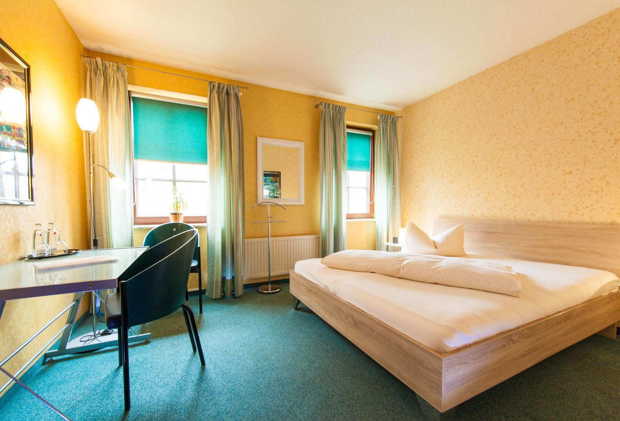 Garni-Hotel An Der Weide Berlin Extérieur photo